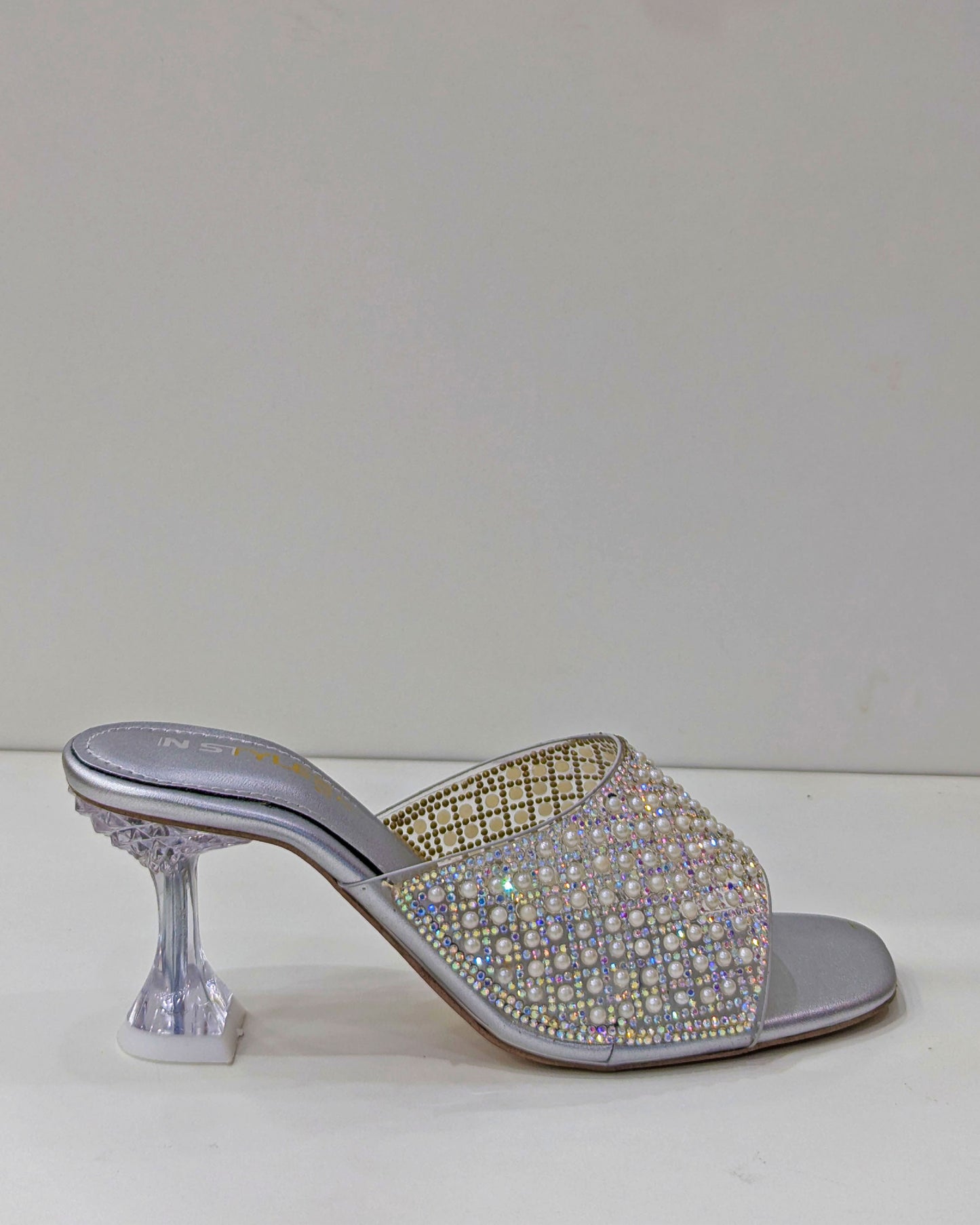 Starlight Crystal Heels – Glamour in Every Step
