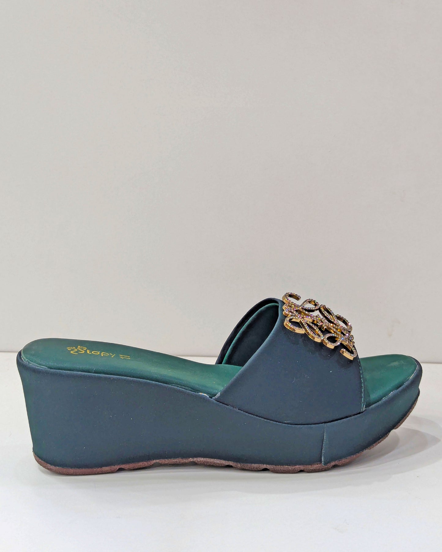 Ladies Wej Sole Chappal – Comfortable & Stylish