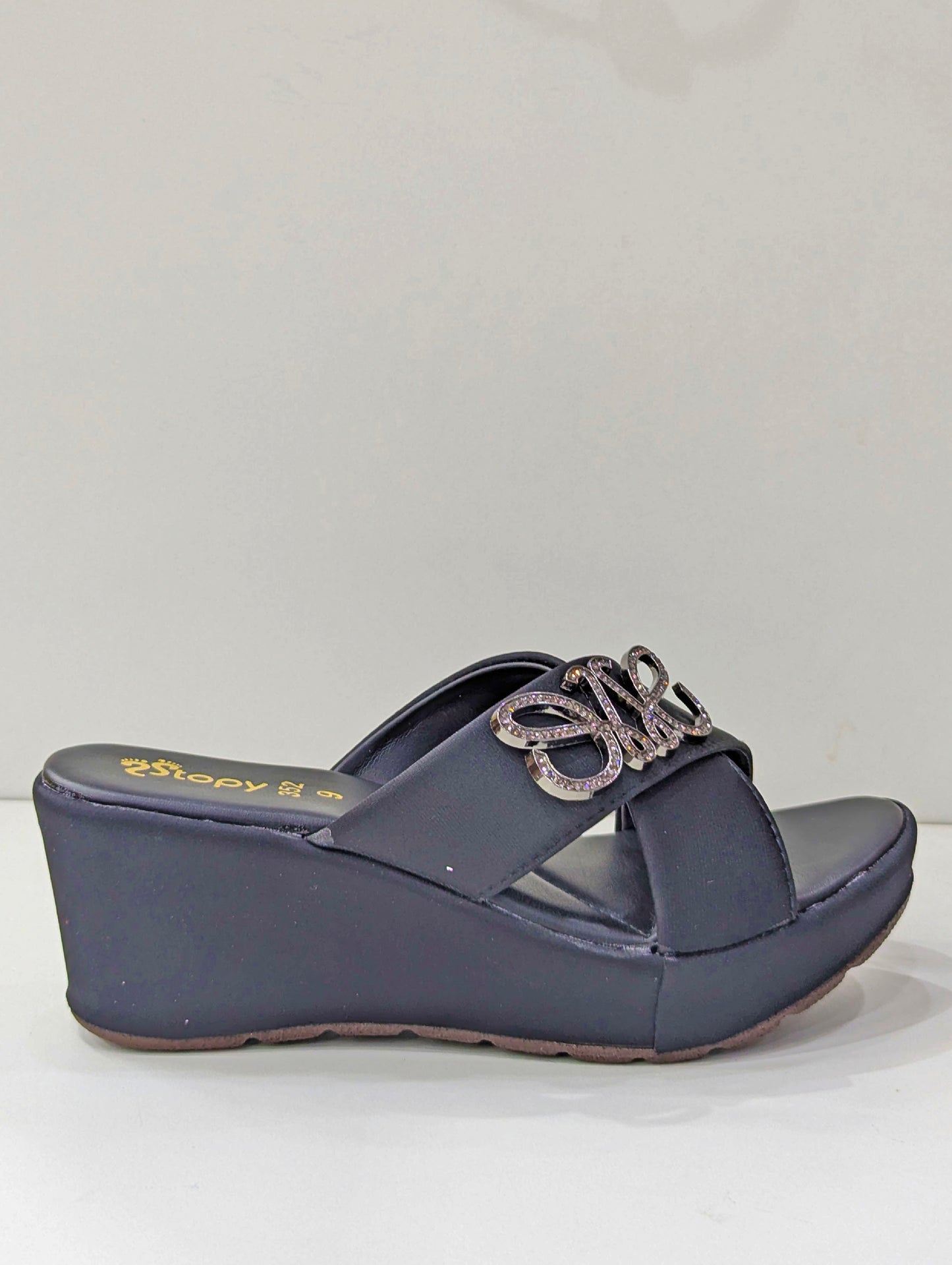 Ladies Wej Sole Chappal – Comfort with Every Step