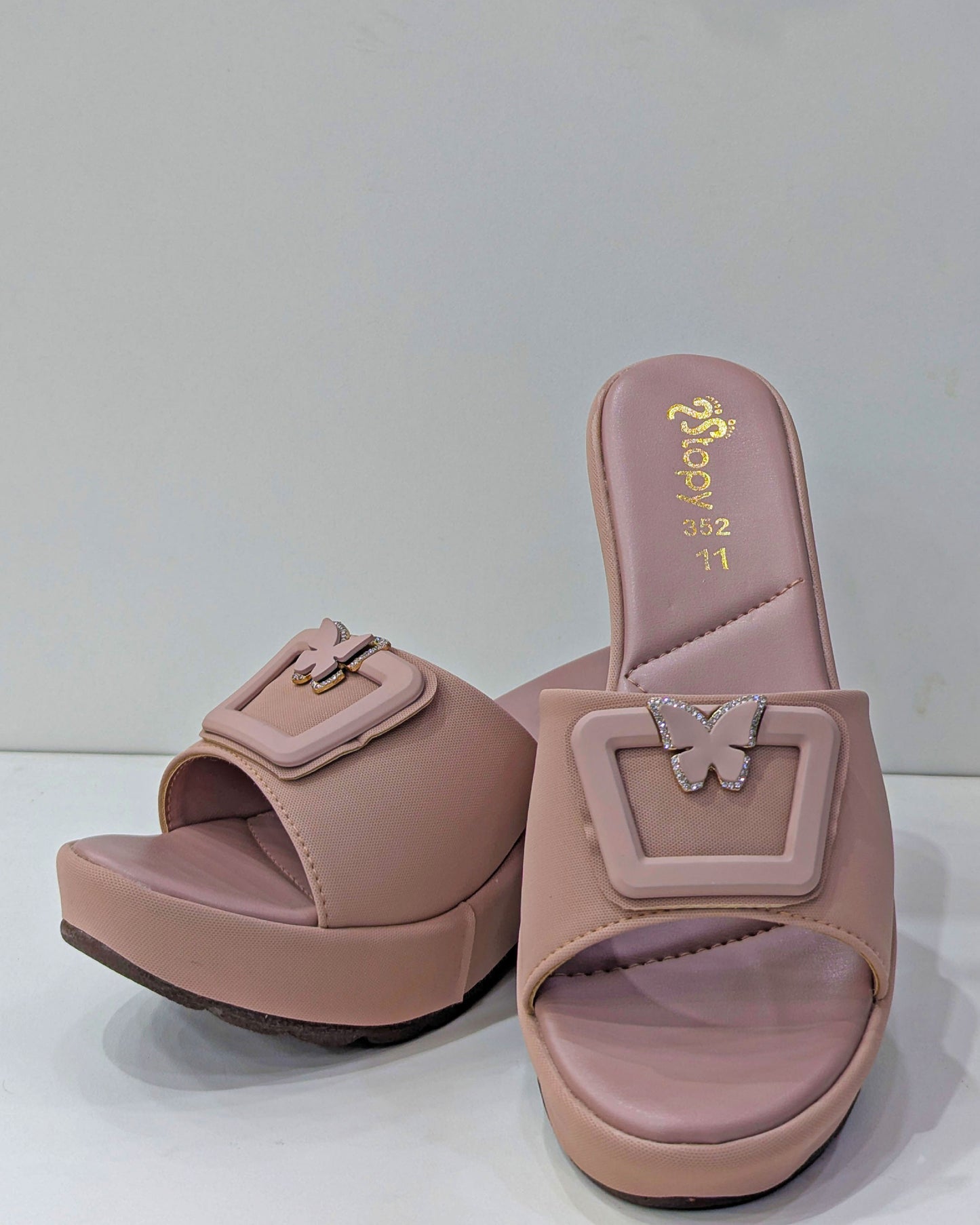 Ladies Wej Sole Chappal – Soft Insole, Daily Comfort