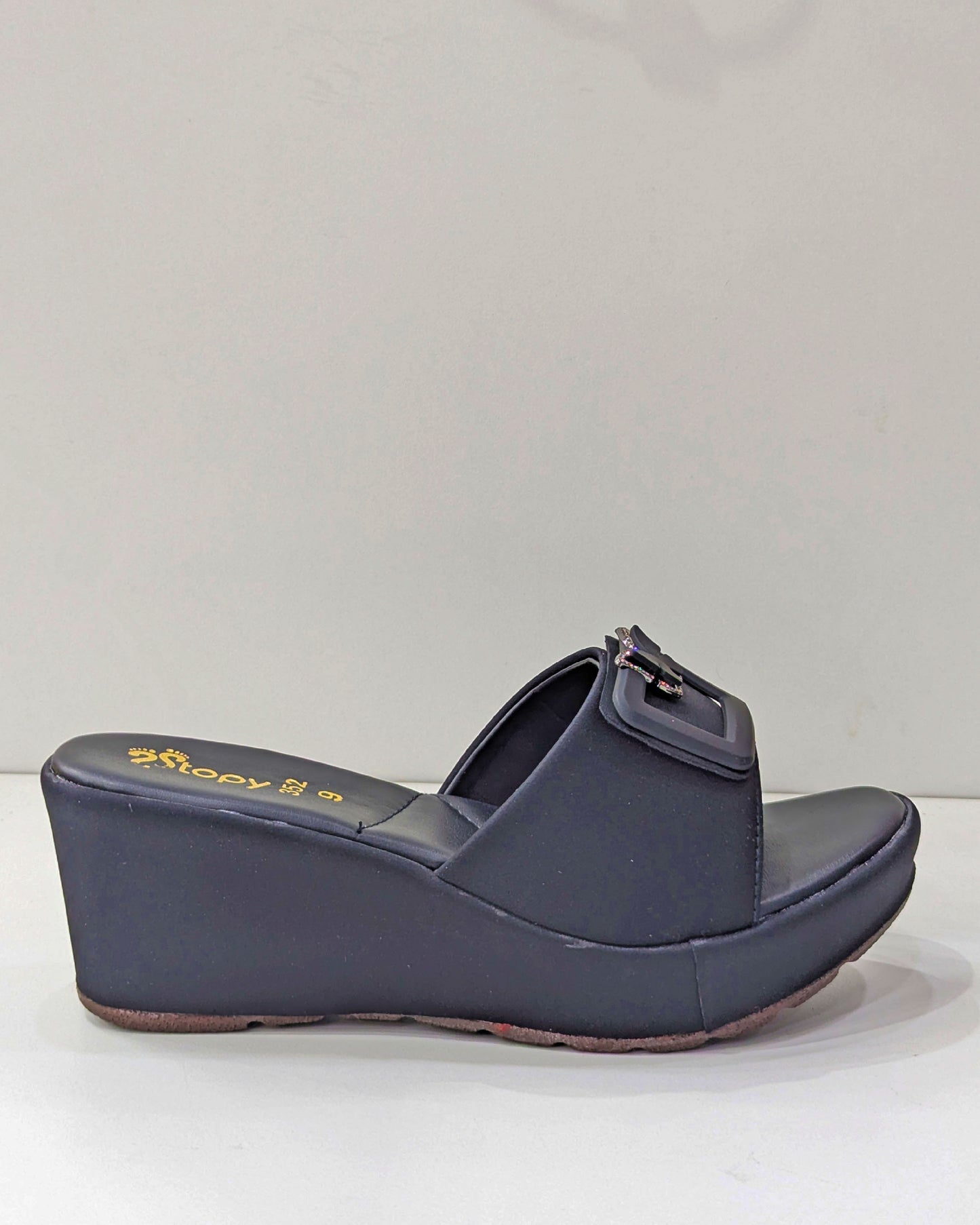 Ladies Wej Sole Chappal – Soft Insole, Daily Comfort