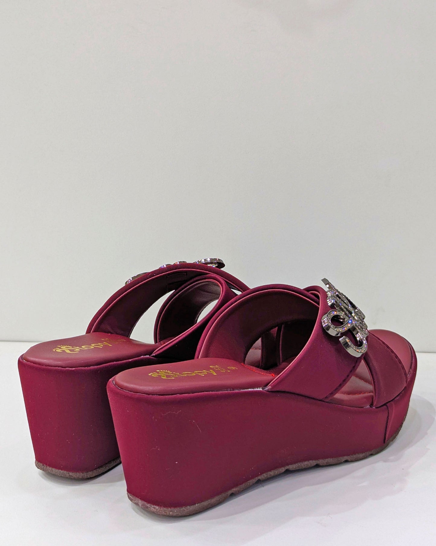 Ladies Wej Sole Chappal – Comfort with Every Step