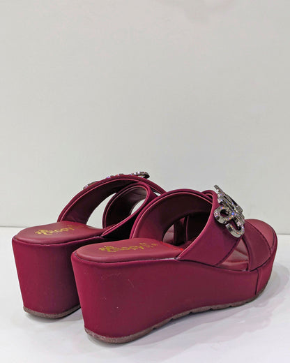 Ladies Wej Sole Chappal – Comfort with Every Step