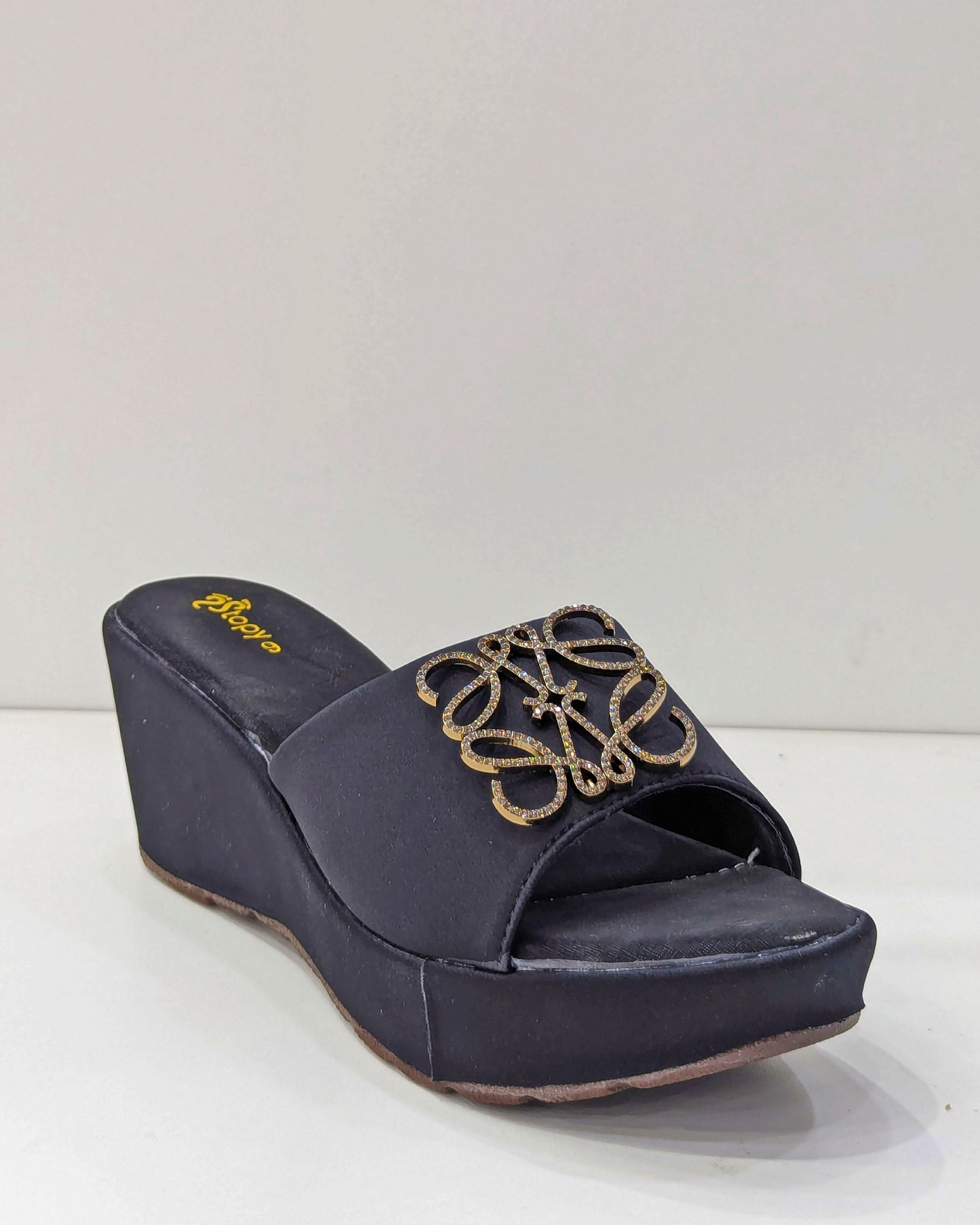 Ladies Wej Sole Chappal – Comfortable & Stylish