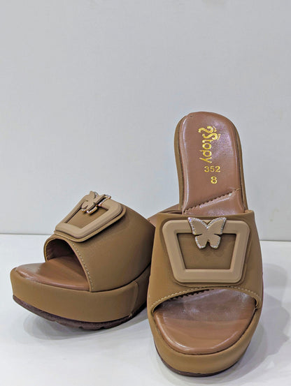 Ladies Wej Sole Chappal – Soft Insole, Daily Comfort