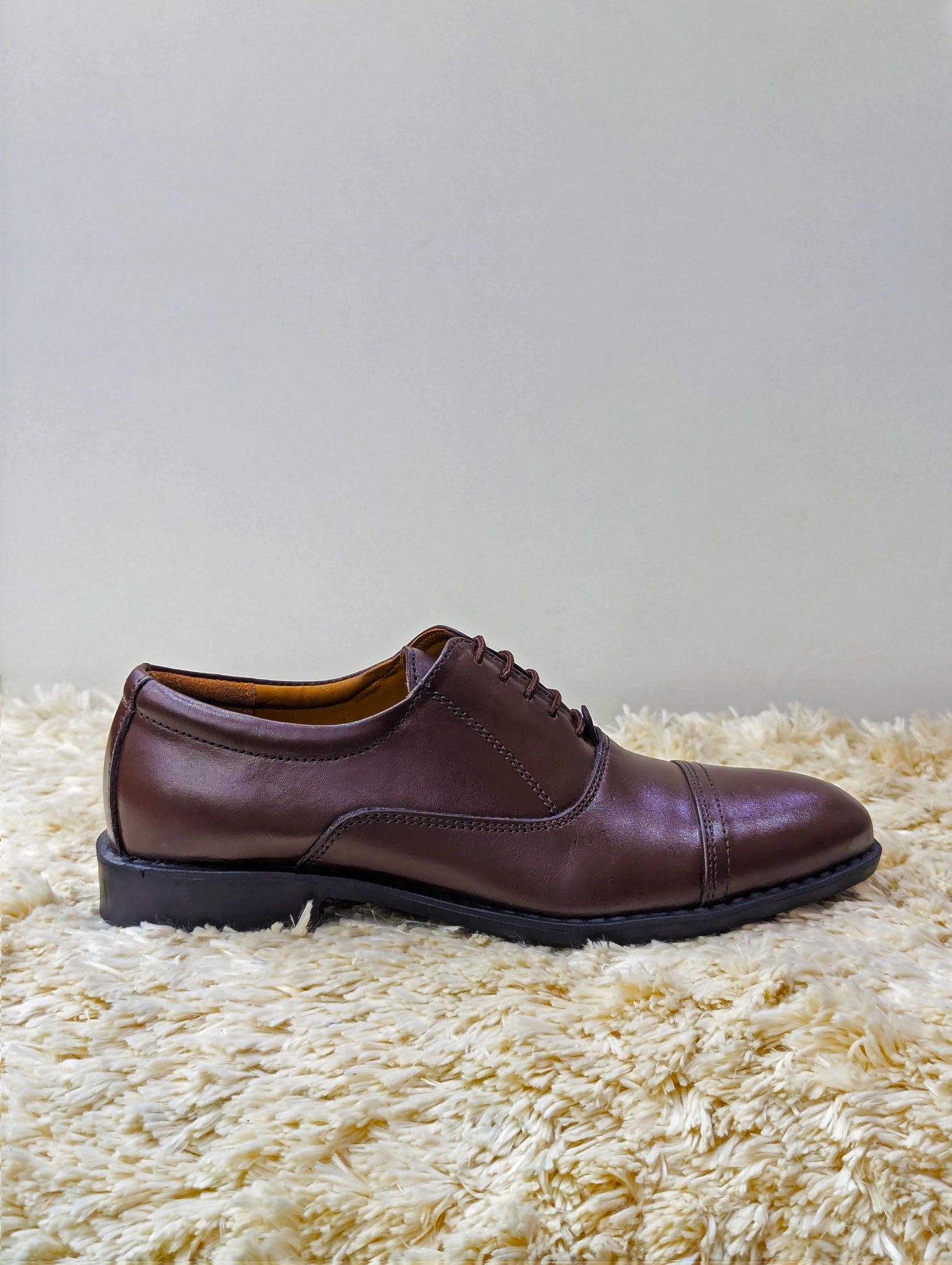 Men’s Lightweight Oxford Shoes – Pure Leather Upper, Medicated Padding & Rubber Sole