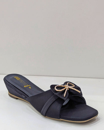 Luminous Buckle Slides – Glow in Style & Comfort