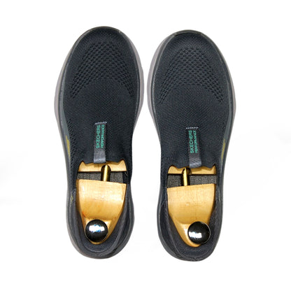 Men’s lightweight slip inns, breathable shoes