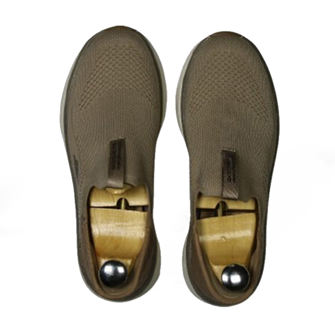 Men’s lightweight slip inns, breathable shoes