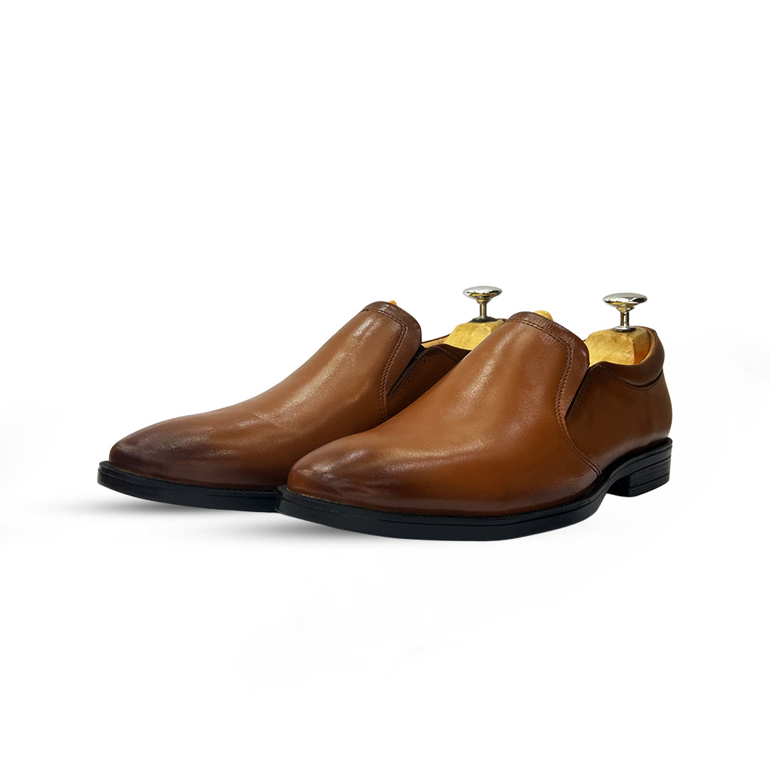 Men’s Leather Shoes – Classic Style, Comfort & Durability