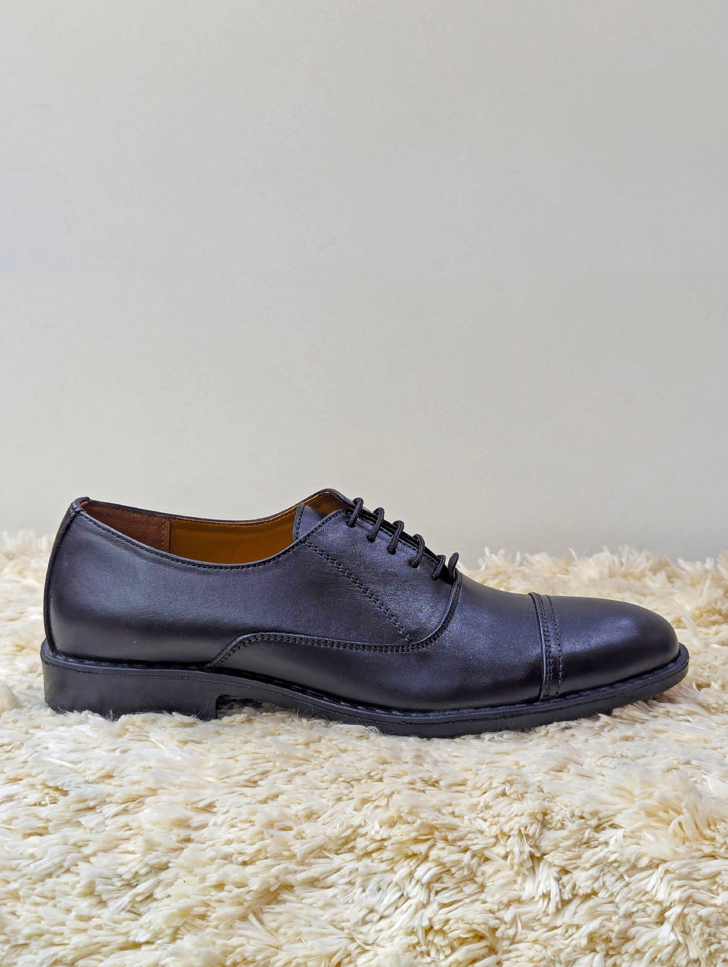 Men’s Lightweight Oxford Shoes – Pure Leather Upper, Medicated Padding & Rubber Sole
