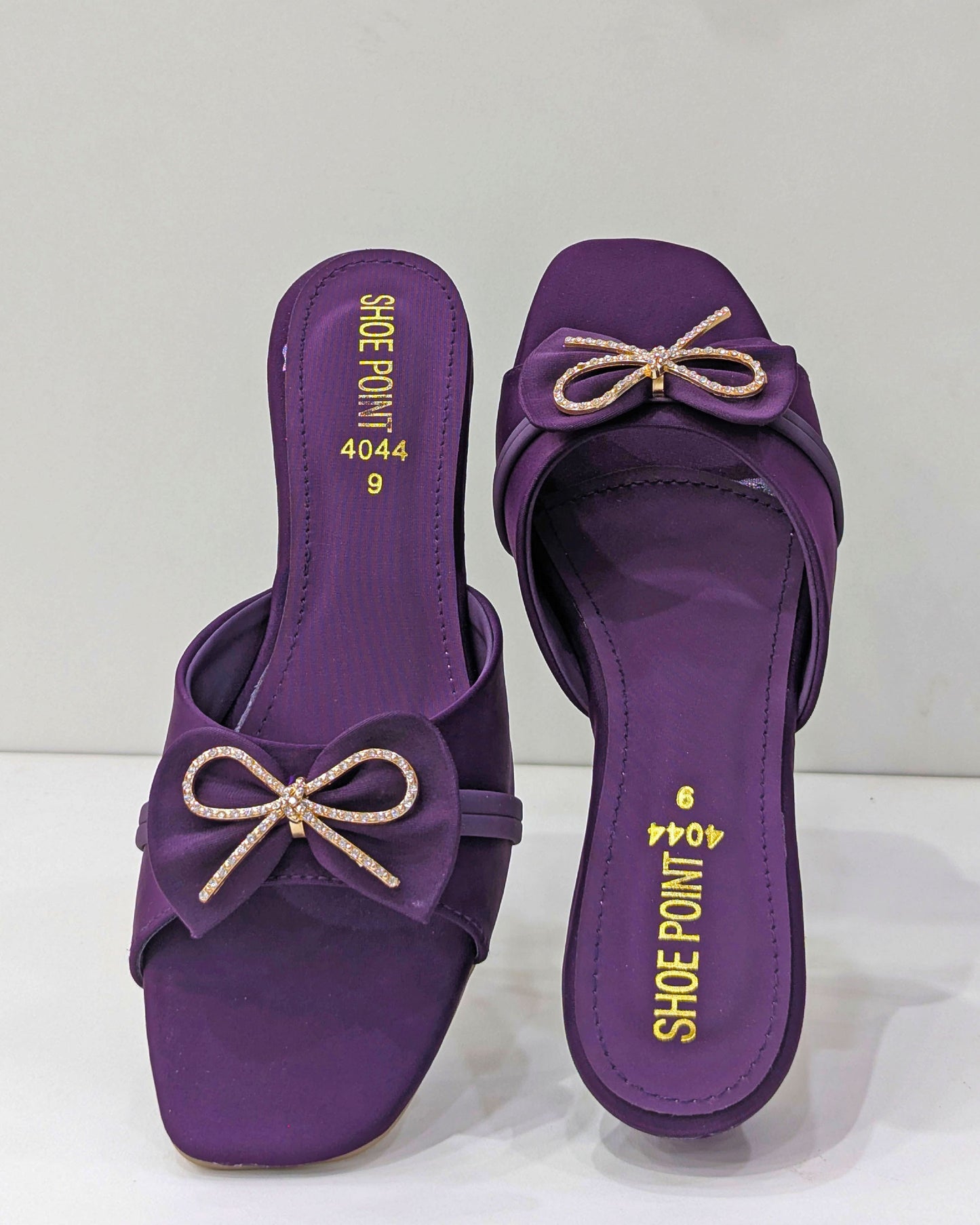 Luminous Buckle Slides – Glow in Style & Comfort
