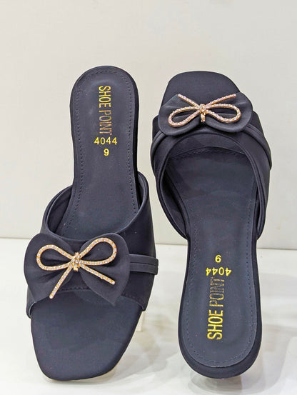 Luminous Buckle Slides – Glow in Style & Comfort