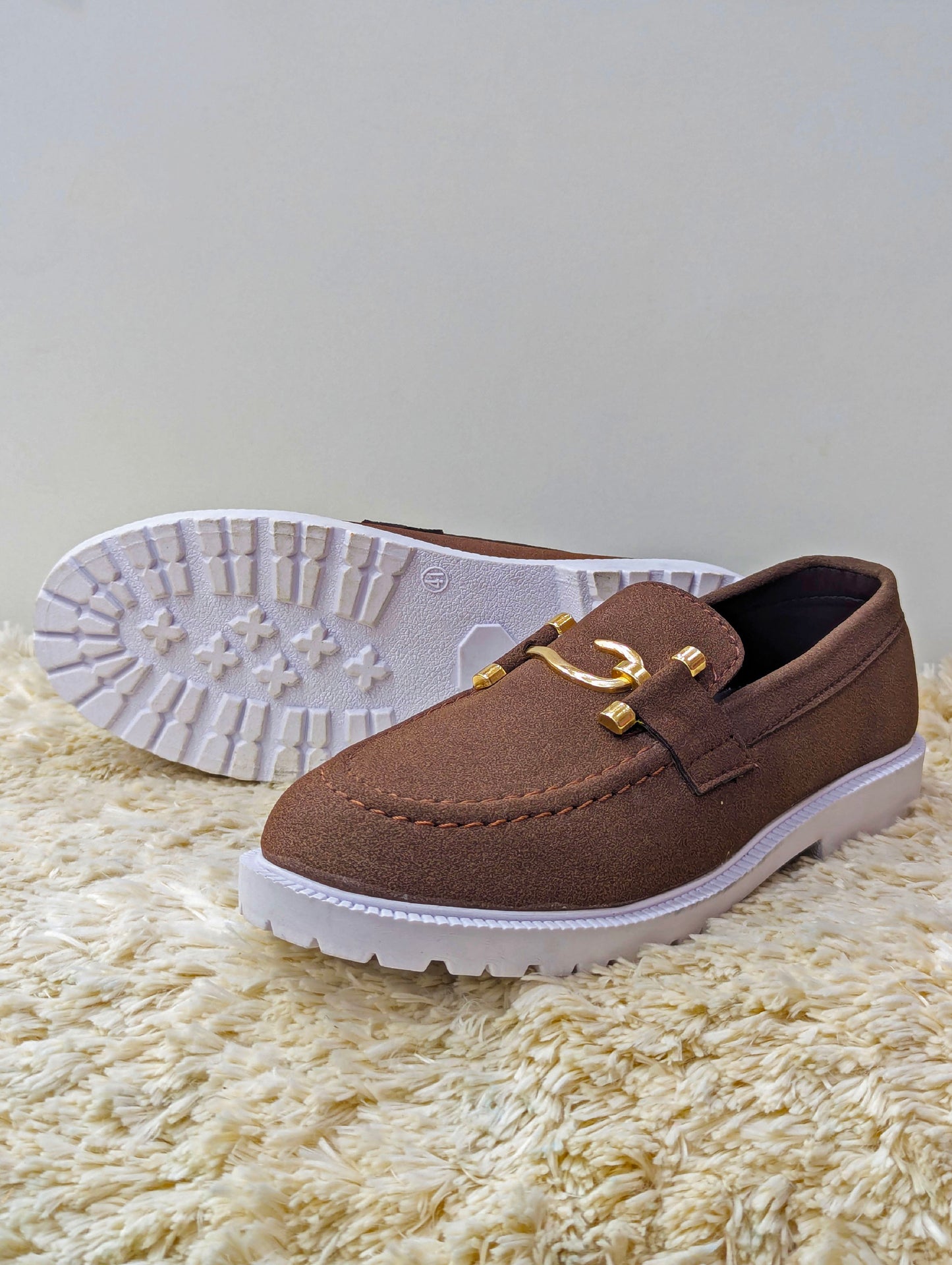 Men’s Chunky White Sole Loafers – Suede Upper, S Buckle, Lightweight & Trendy