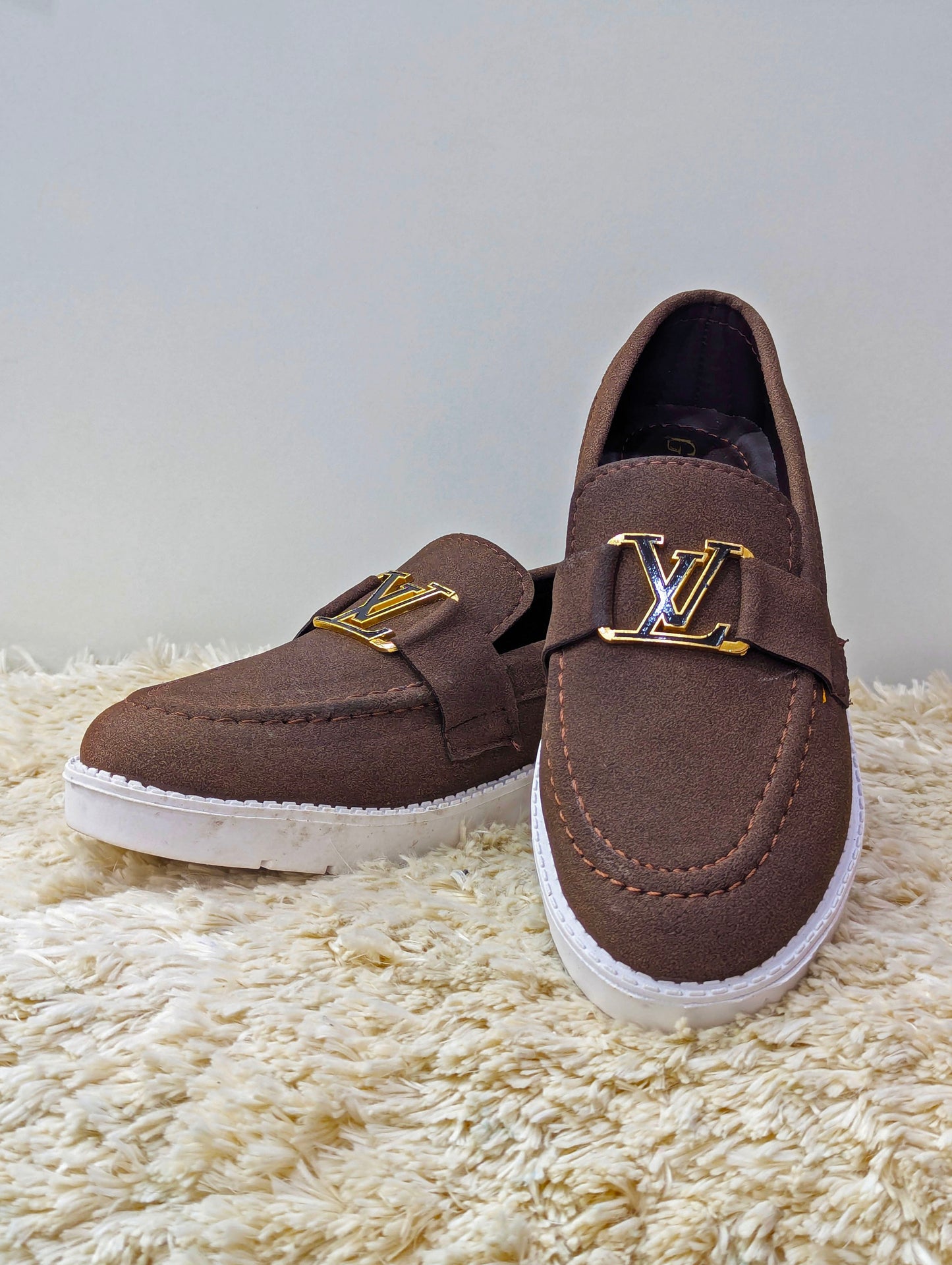 Suede Men’s Loafers – LV Buckle & White Rubber Sole