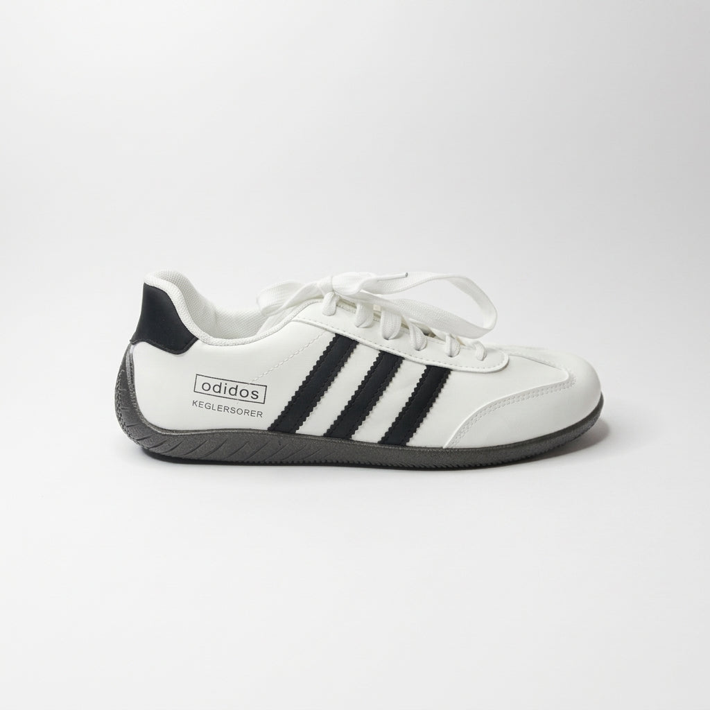 Urban Sprint Black & White Retro Lace-Up Sneakers for Men