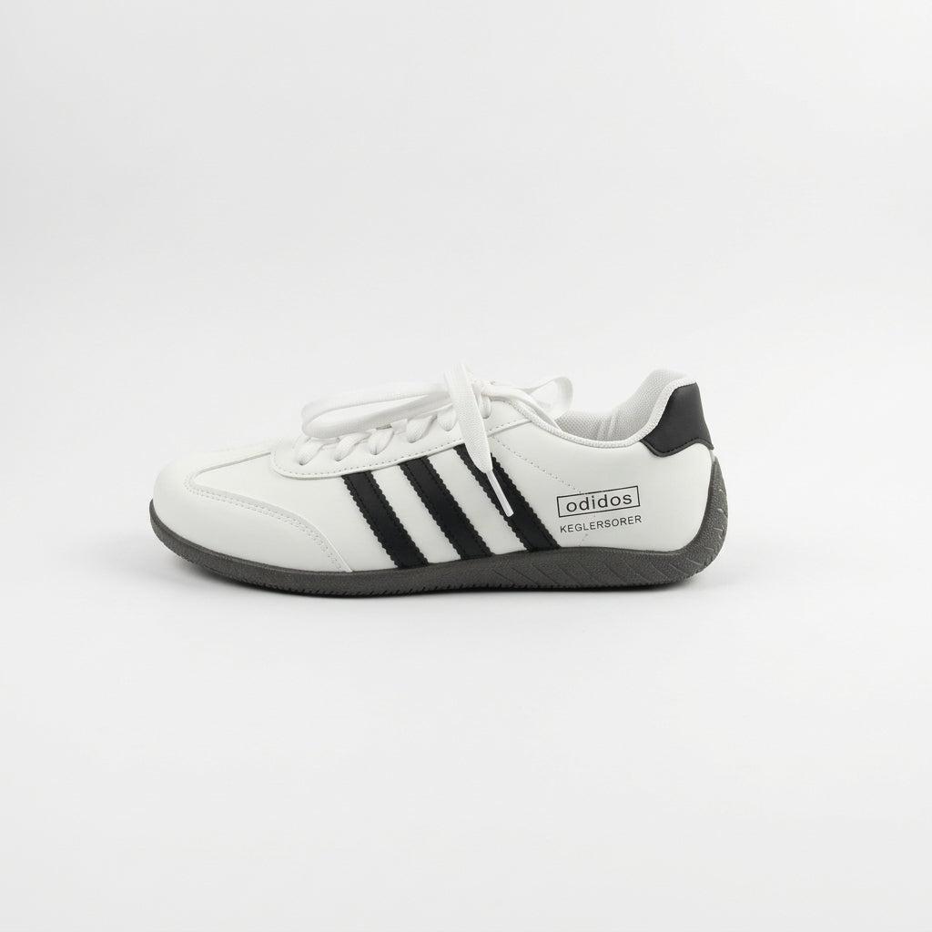 Urban Sprint Black & White Retro Lace-Up Sneakers for Men