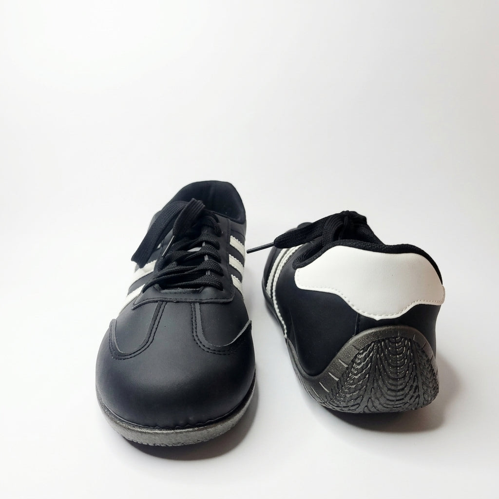 Urban Sprint Black & White Retro Lace-Up Sneakers for Men